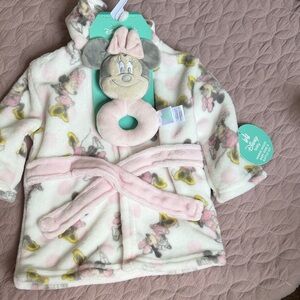 Disney Minnie Mouse Pink and Yellow Baby Set